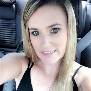 Meet your Posher, Riley